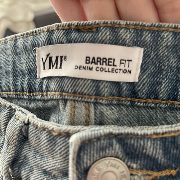 Ymi Womens Barrel Fit Jeans 00/23 Light Tint Boho South Western Coastal Cowgirl - Picture 3 of 13